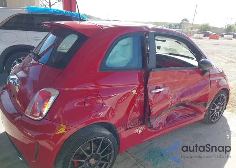 2013 Fiat 500 Abarth z USA, uszkodzony, nr VIN 3C3CFFFH7DT648878